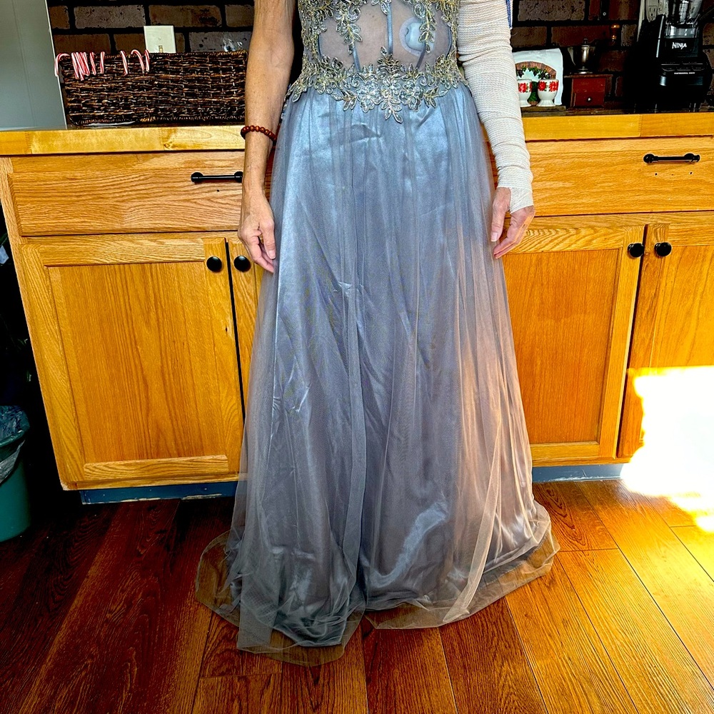 Formal Gown Size 9